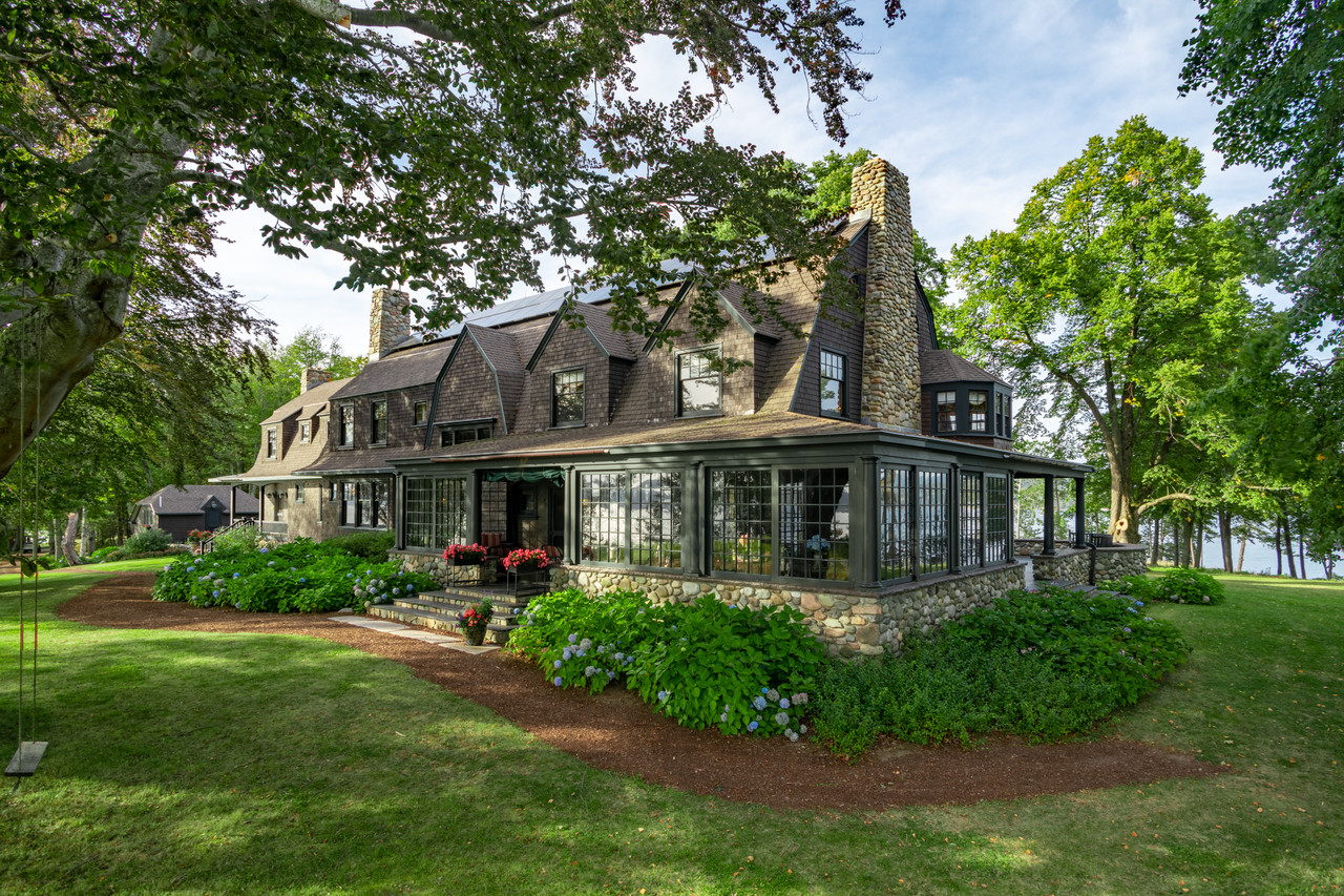 Maine House to Restore