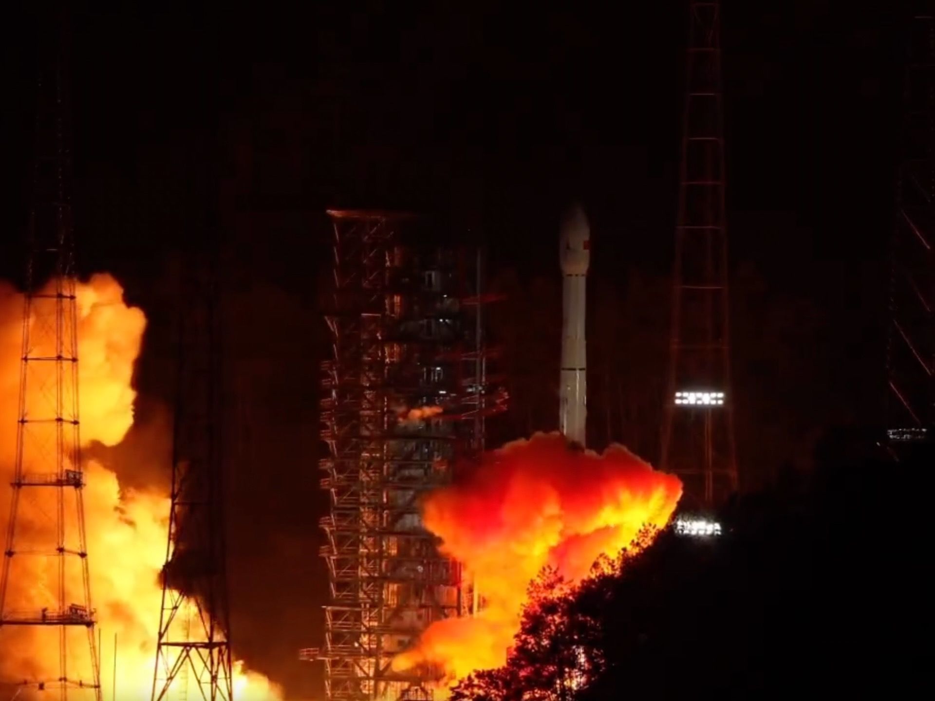 China Mission Lifts Off