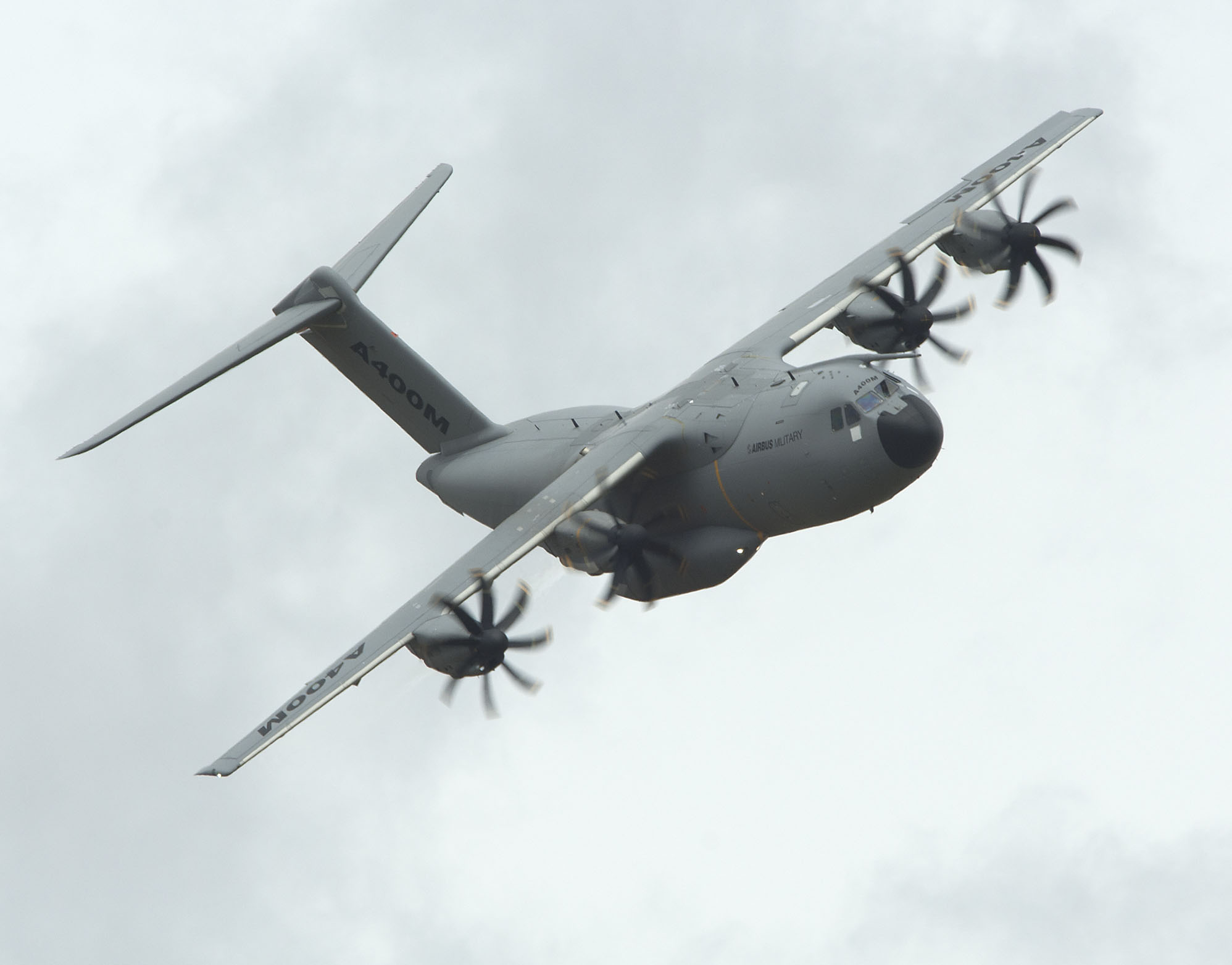 Malaysian Air force aircraft's Collapses on Runway